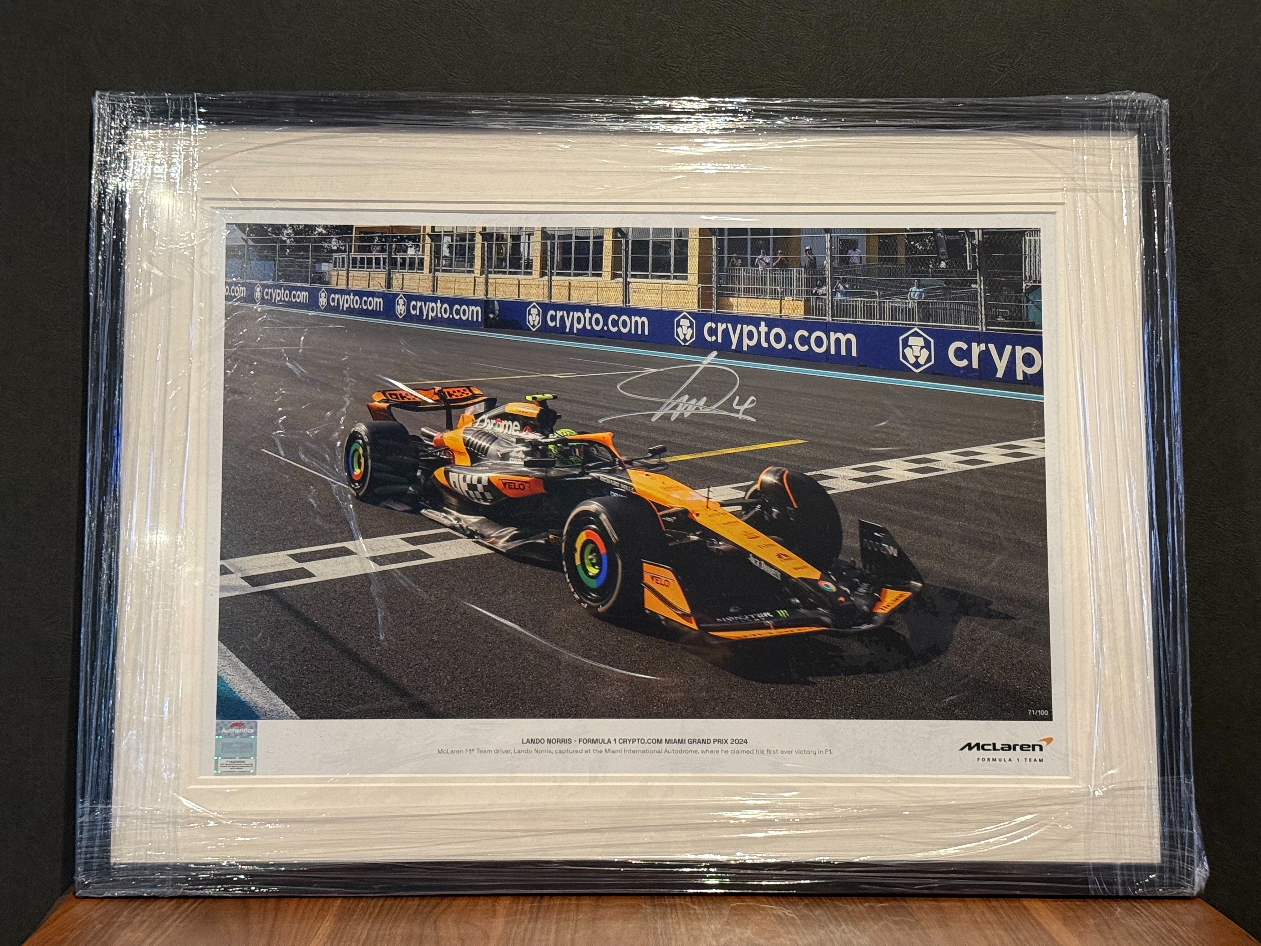 F1公式 限定版ランド・ノリス 071/100 サイン入りポスター